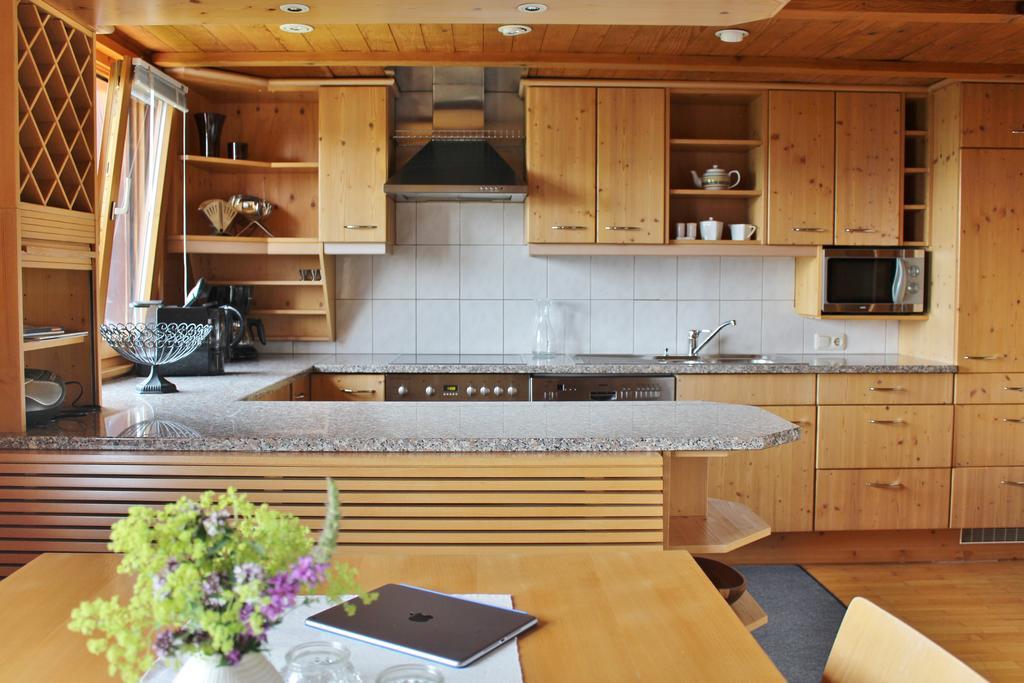 Waelderhaus Apartments Schwarzenberg im Bregenzerwald Zimmer foto